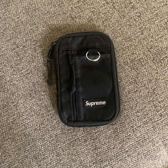 💵Sold💵 Supreme Small Zip Pouch - Picture 3 of 3